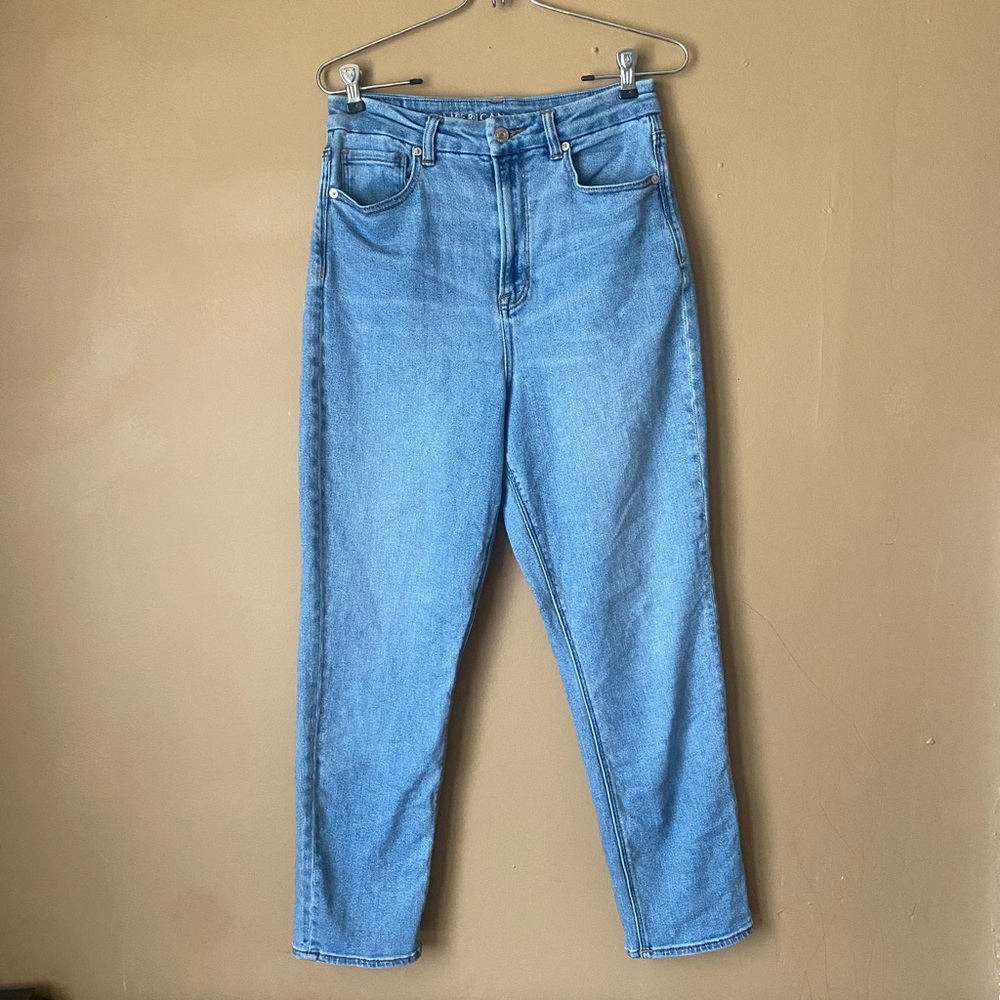 American Eagle Curvy Mom Jeans